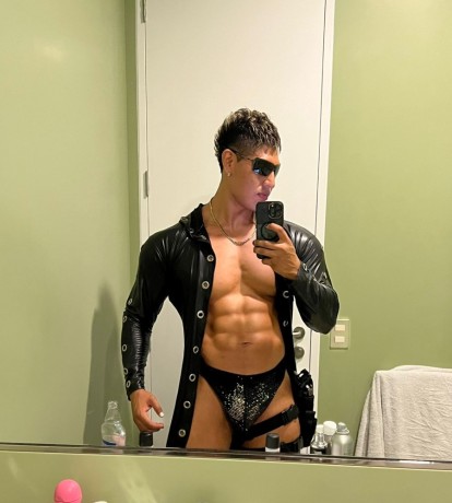 axel-el-domadorhijo-del-mismo-seuz-100-un-macho-semental-de-184-con-un-cuerpo-del-mismo-dios-griego-apolo-y-con-un-buen-dote-big-9
